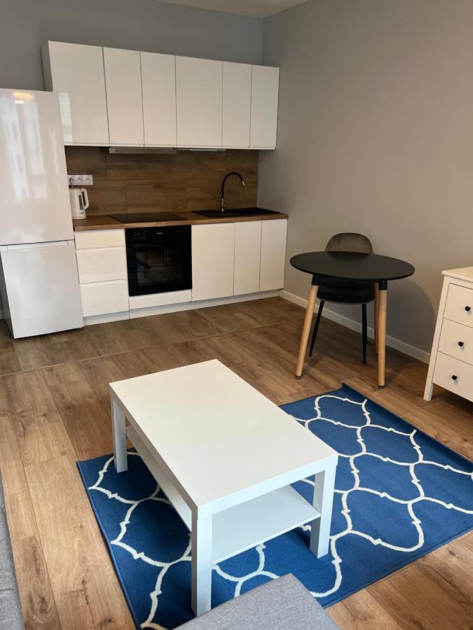 Апартаменты Krakowska Blue Studio Free Parking 2 Варшава Экстерьер фото
